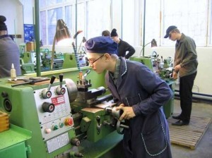 токарь-универсал