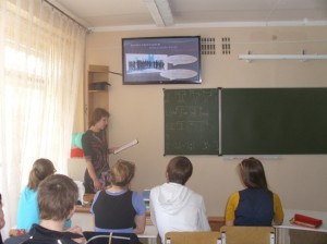 Библиотека_школьники_час