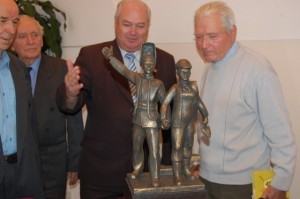 памятник строителям_совет ветеранов