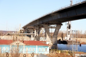 Мост через судоходный канал 19 ноября 2013