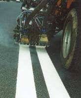 дорожно-разметочная машина