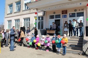 вручение светоотражающих браслетов