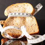 Эндокринолог: простой подсчет калорий не поможет избавиться от лишнего веса