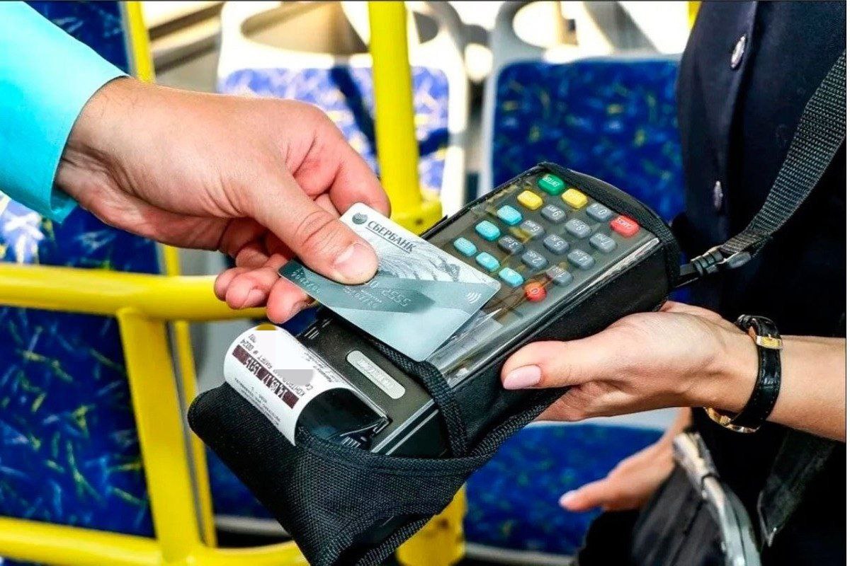 с 1 апреля 2024 года автомобили подорожают. иномарки подорожают. новый москвич «коррида» 2022 года. 1 апреля авто пож подорожание 2024. с 1 апреля шофёр.