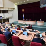 Роман Бусаргин: депутаты Саратовской облдумы поддержали изменения в бюджете, предложенные правительством региона
