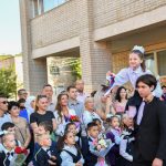 Губернатор Роман Бусаргин поздравил выпускников Саратовской области с праздником Последнего звонка