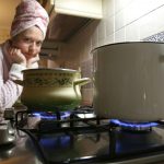 В Балакове вчера отключалась горячая вода в семи многоквартирных домах. Еще один дом остается без горяченькой с 28 ноября