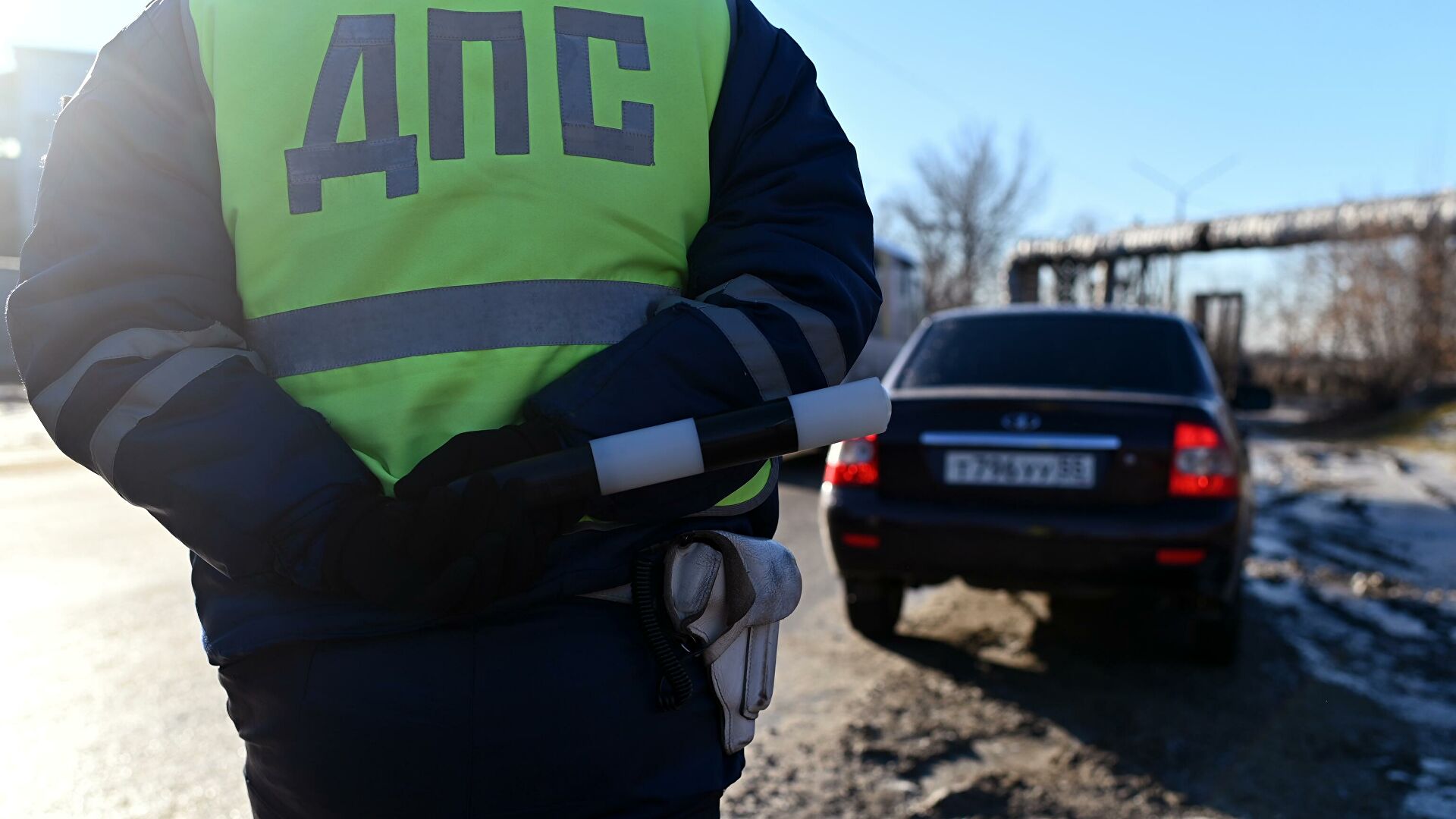 В Краснодарском крае инспекторы ДПС получили срок за взятку и секс с нарушительницей ПДД