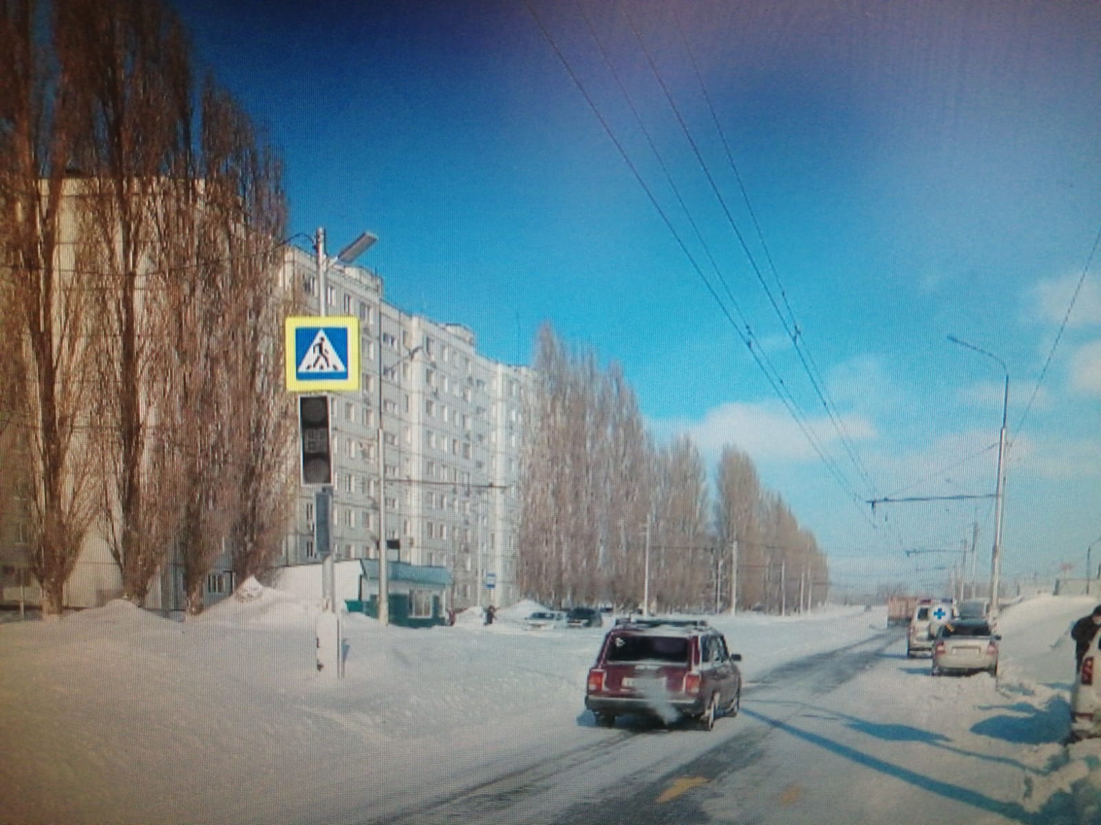 Балаково на 10 дней. Набережная Леонова 75 Балаково. Дорога в городе Россия. Набережная Леонова 13 Балаково.