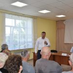 Водоснабжение, пыль столбом на дороге, кучи спиленных деревьев… Глава БМР Сергей Барулин встретился с жителями села Хлебновка